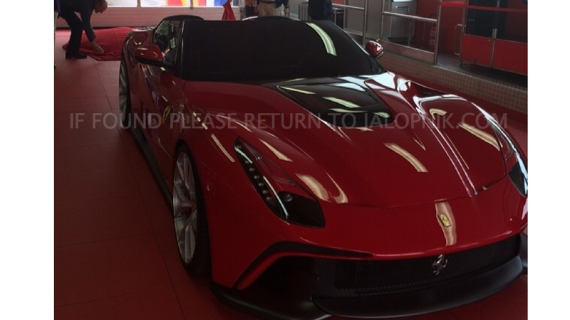 Illustration for article titled This Is The $4.2 Million Gorgeous One-Off Ferrari F12 TRS